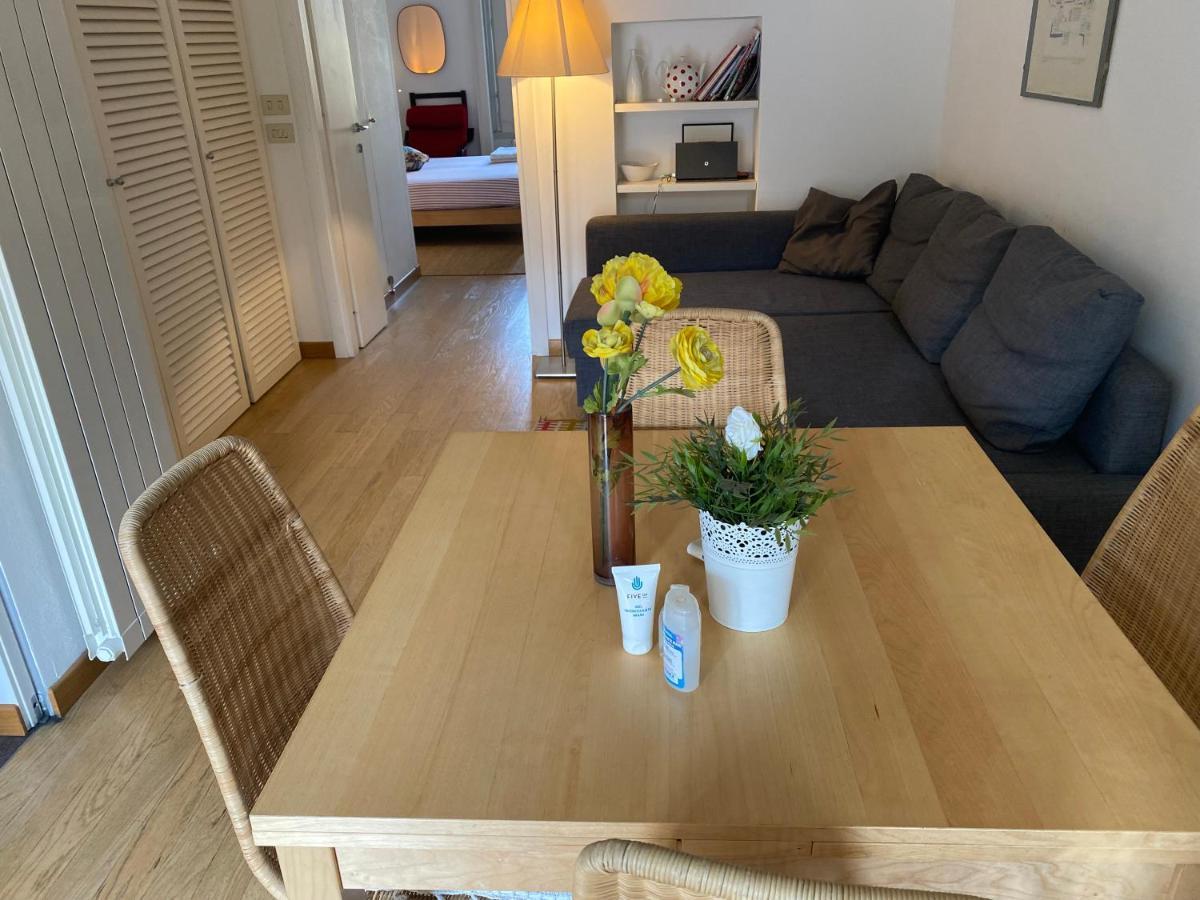 New Luxury Navigli Whole Apartment Milan Bagian luar foto