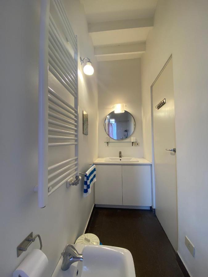 New Luxury Navigli Whole Apartment Milan Bagian luar foto